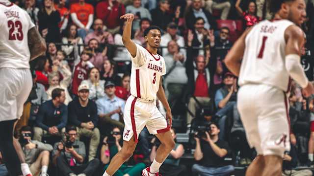Rylan Griffen after made 3-pointer against Auburn